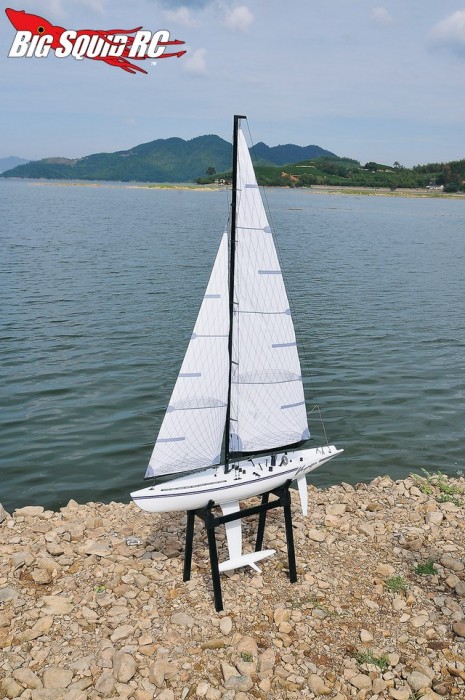 thunder tiger sailboat