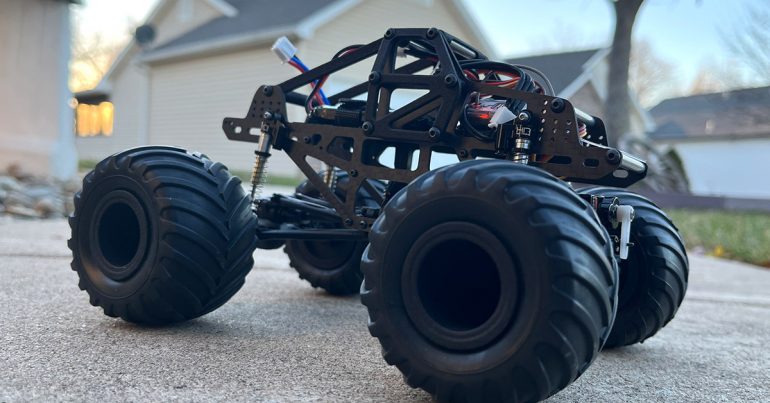 Axial rc on sale monster truck